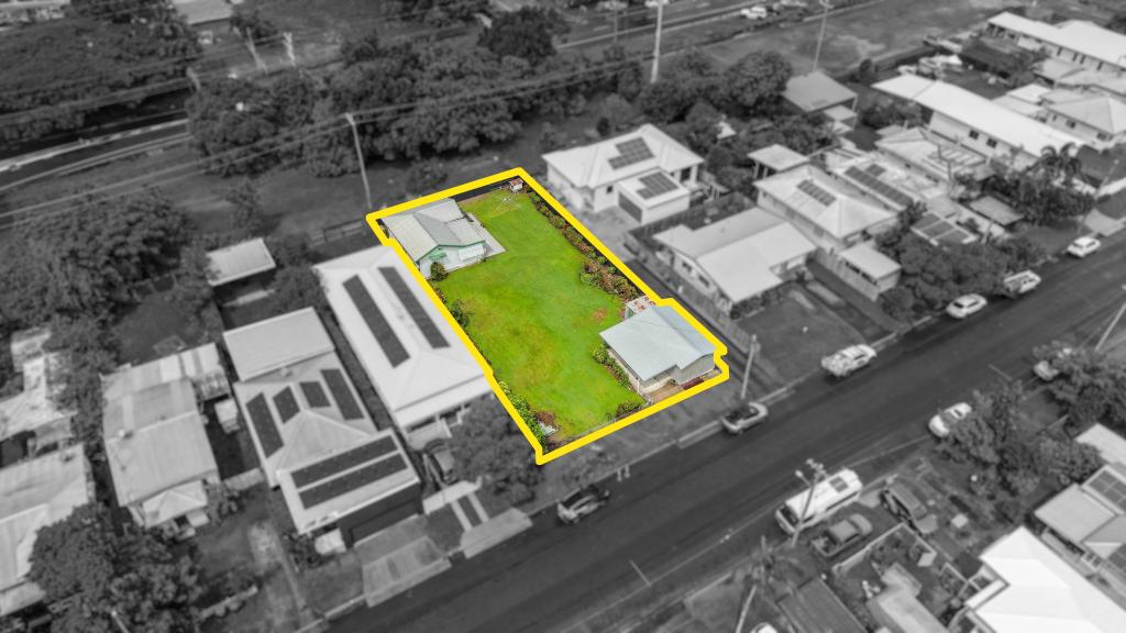 19-21 NELSON ST, BUNGALOW, QLD 4870