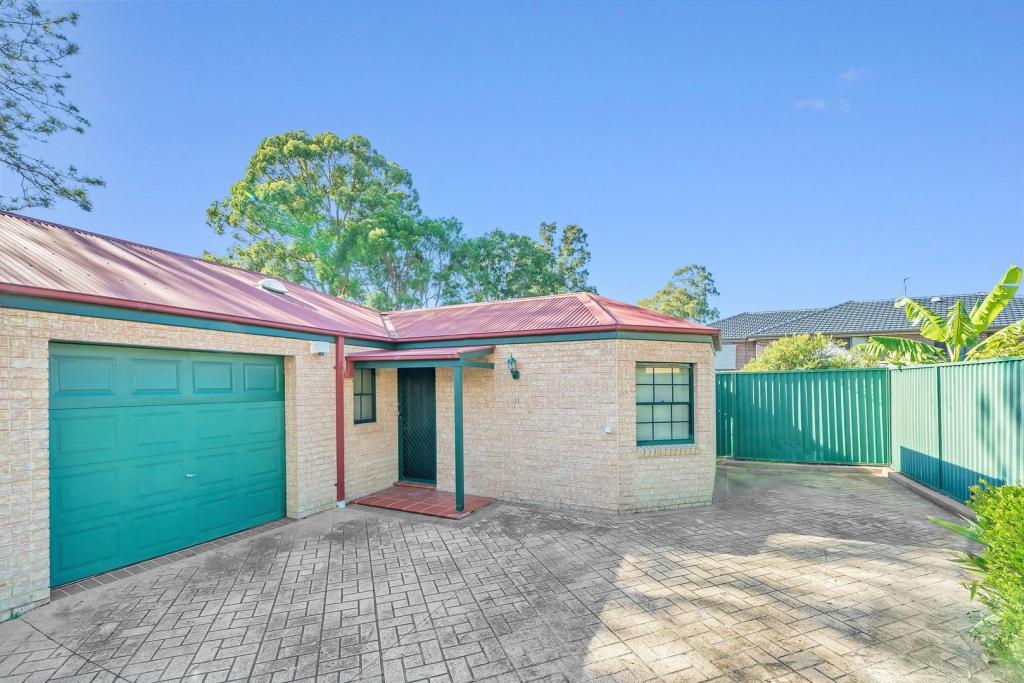 11/27 Ballandella Rd, Toongabbie, NSW 2146