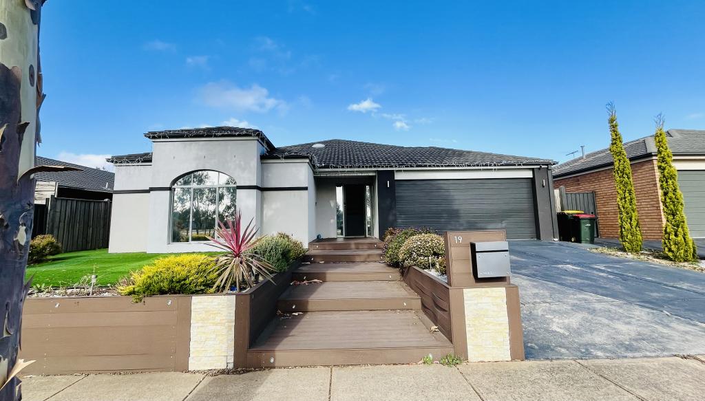 19 Moorhen Bvd, Williams Landing, VIC 3027