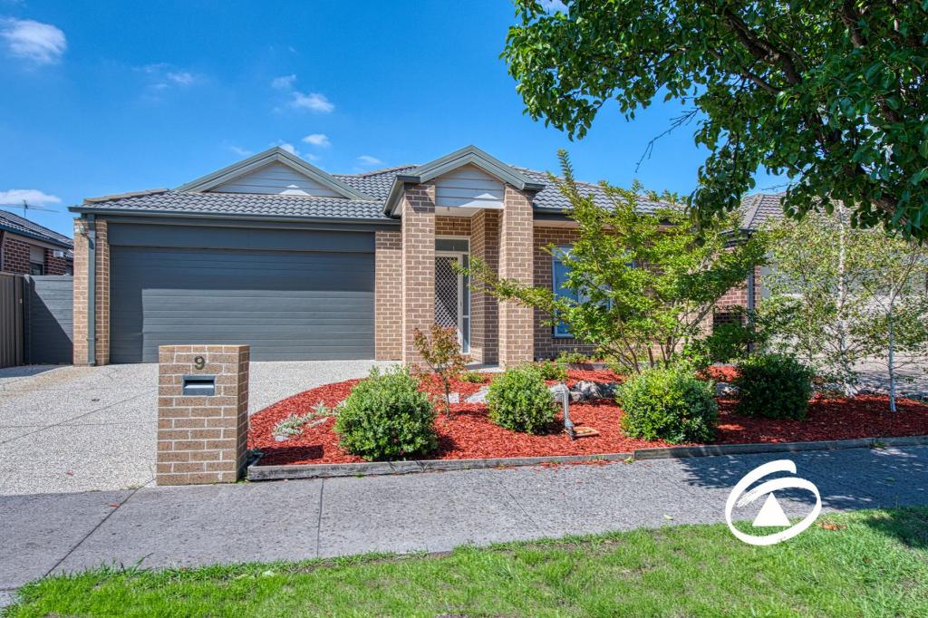 9 Parmentier Way, Pakenham, VIC 3810