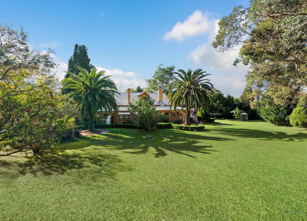332 ARGYLE ST, PICTON, NSW 2571