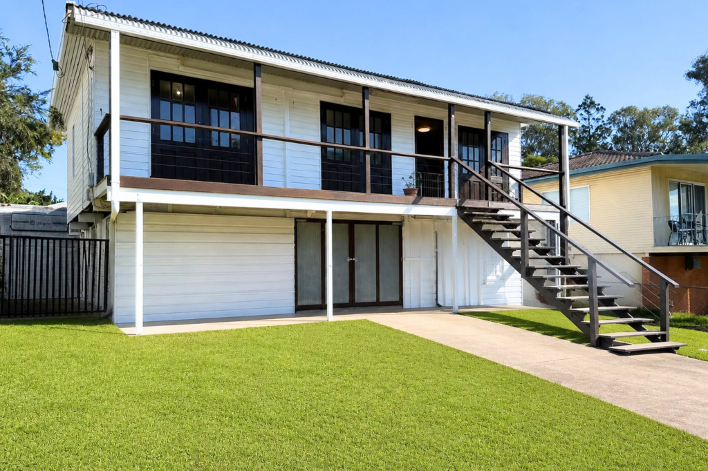 11 Richardson St, Goodna, QLD 4300