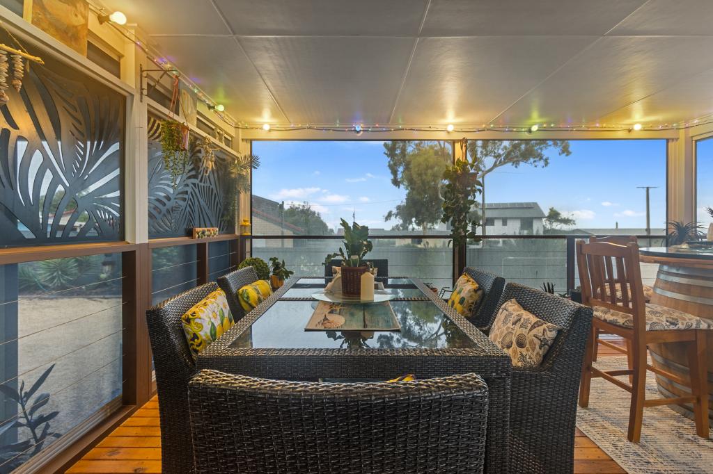 6 Barton Rd, Tiddy Widdy Beach, SA 5571