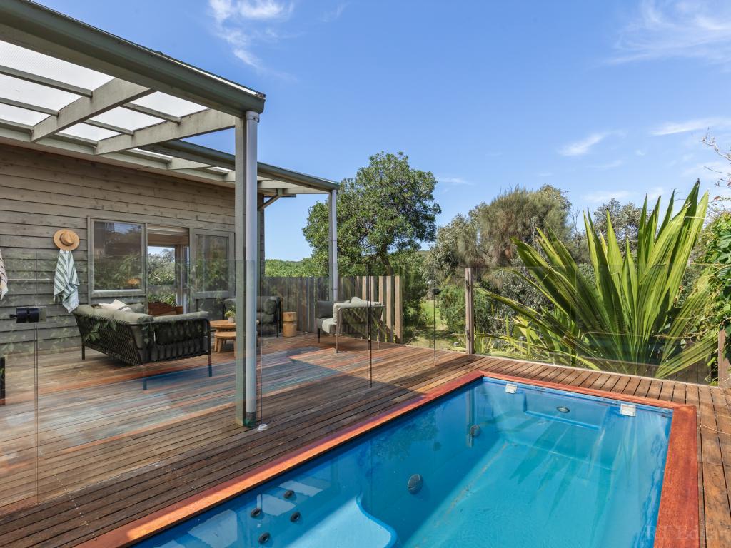 16 Laker Dr, Point Lonsdale, VIC 3225