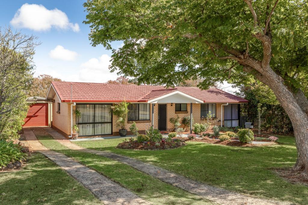 3 Marigold St, Centenary Heights, QLD 4350
