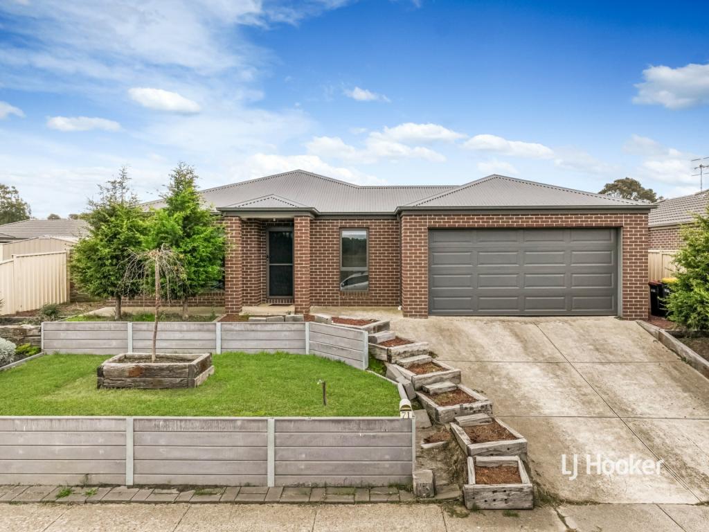 71 RUPERT ST, BROADFORD, VIC 3658