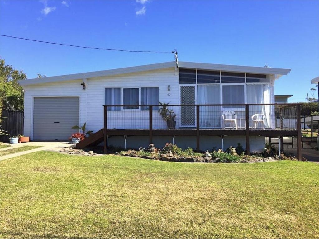 69 Seaside Pde, Dolphin Point, NSW 2539
