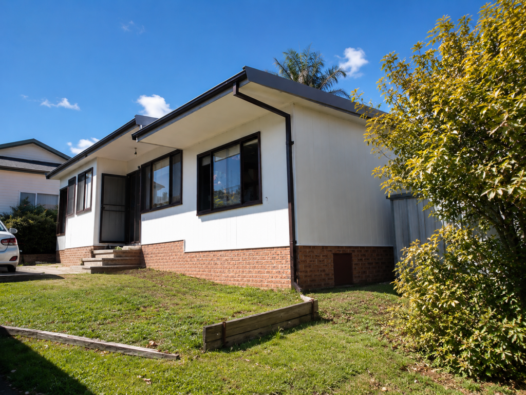16 Caley St, Chifley, NSW 2036
