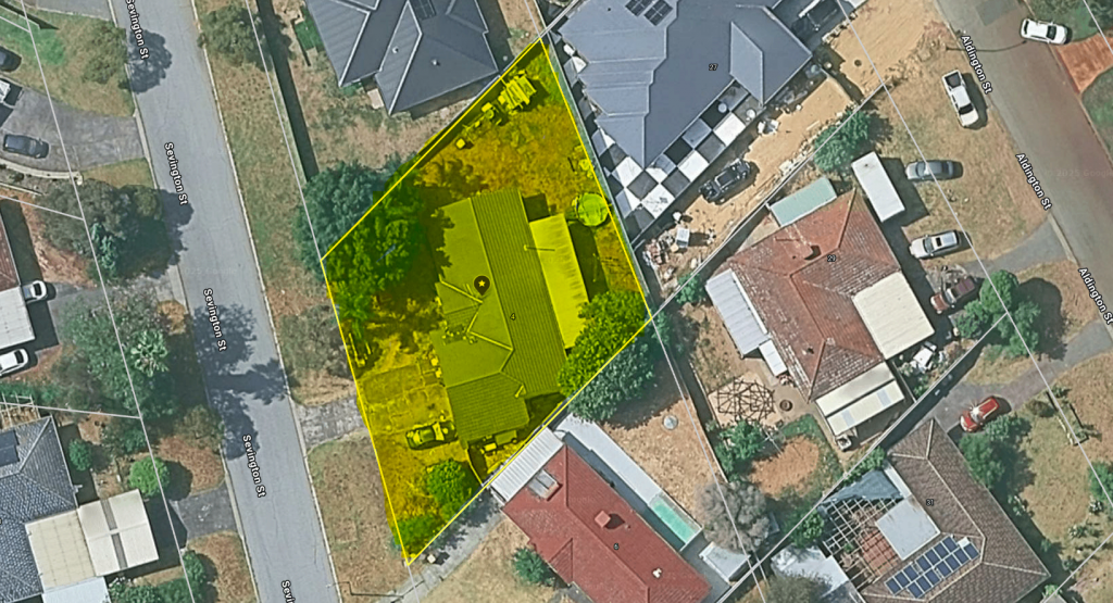 4 SEVINGTON ST, MADDINGTON, WA 6109