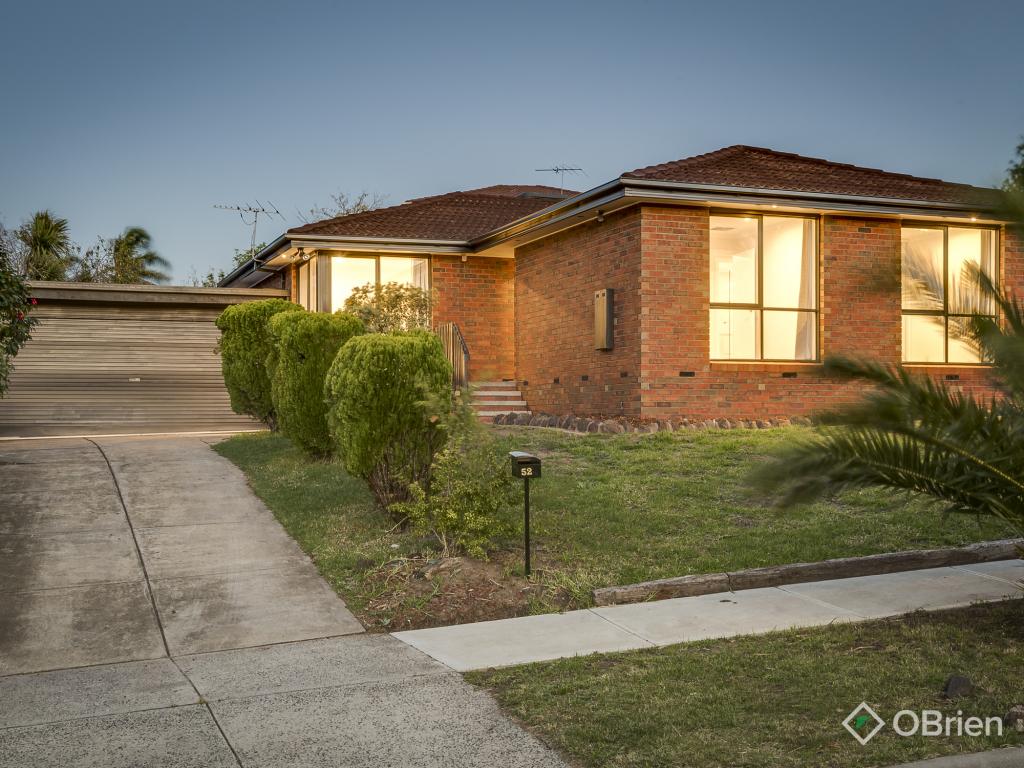 52 Monteith Cres, Endeavour Hills, VIC 3802