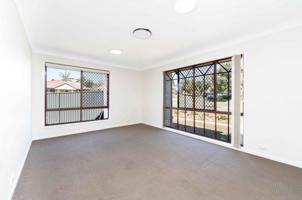 1 Orchard Pl, Eight Mile Plains, QLD 4113
