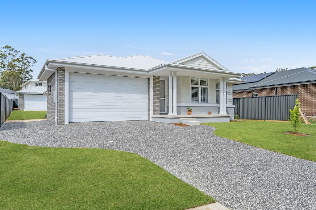 22 Platypus Pde, Lake Cathie, NSW 2445