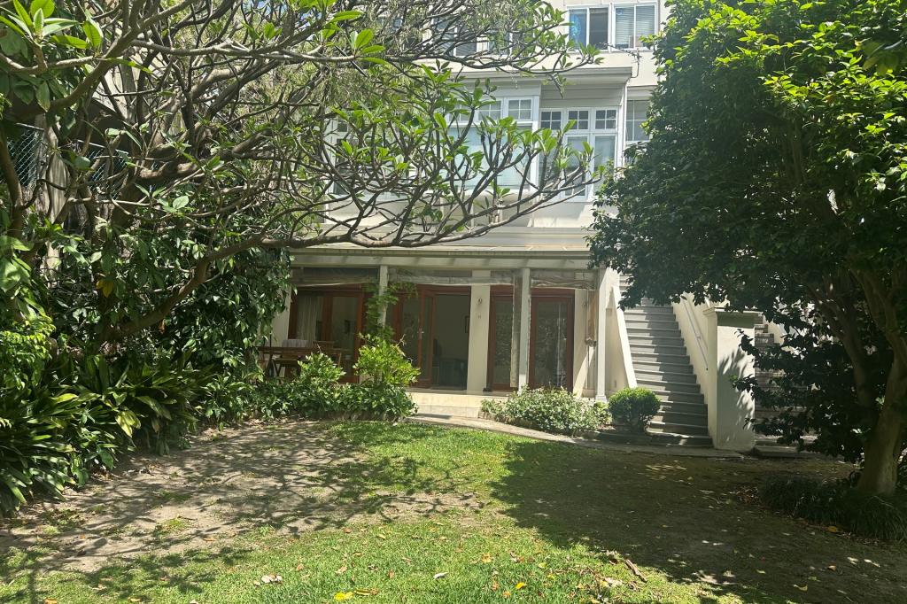 11/23 East Crescent St, Mcmahons Point, NSW 2060