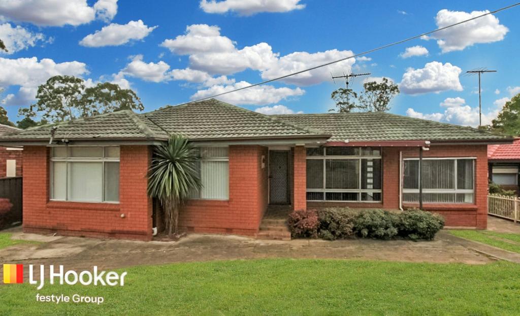 29 LAWSON ST, CAMPBELLTOWN, NSW 2560