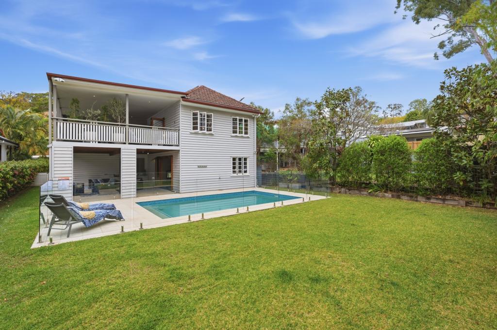 30 Alexandra Ave, Taringa, QLD 4068