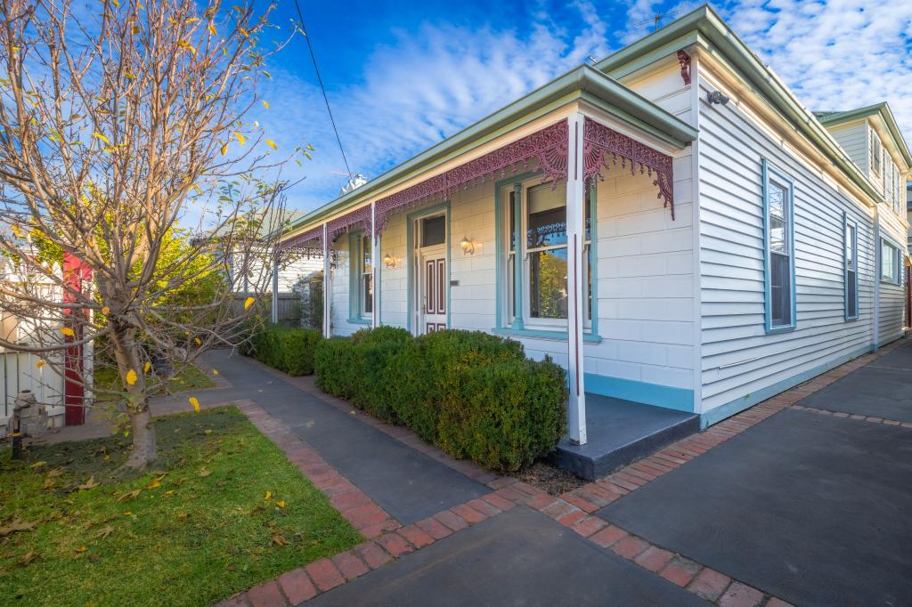 9 Downing St, Oakleigh, VIC 3166