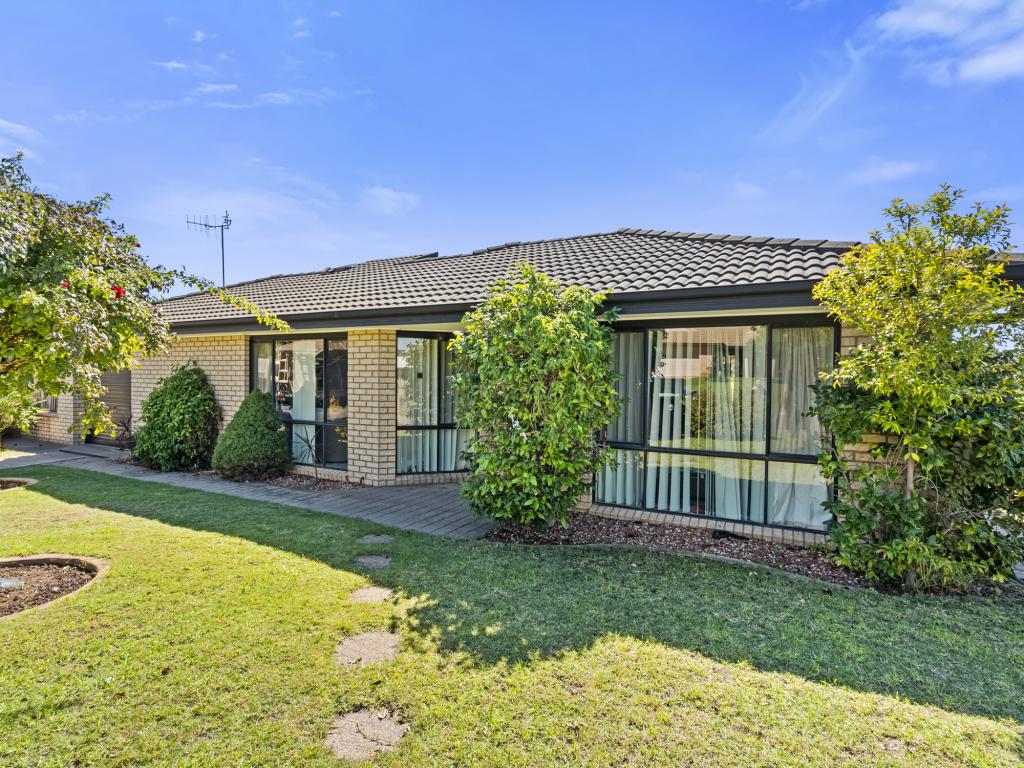 1/2 Riley Ct, Tocumwal, NSW 2714