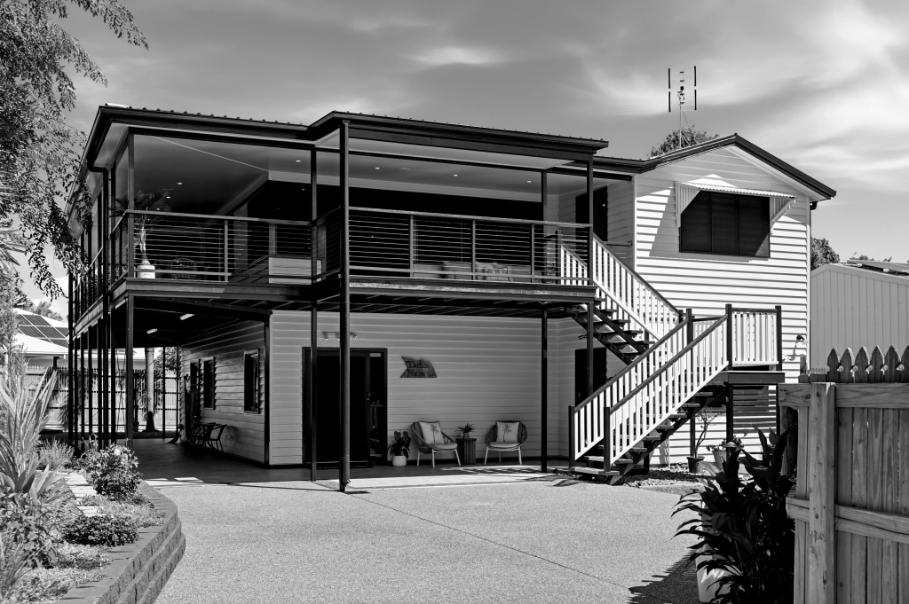 14 Taylor St, Belgian Gardens, QLD 4810