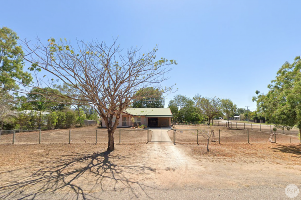 10 Dartmoor Dr, Kelso, QLD 4815