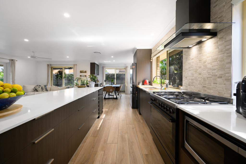 27 Numbat Ct, Coombabah, QLD 4216