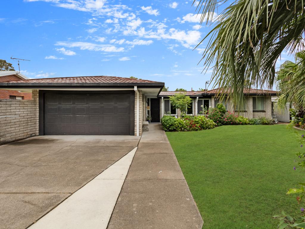 465 Boat Harbour Dr, Torquay, QLD 4655