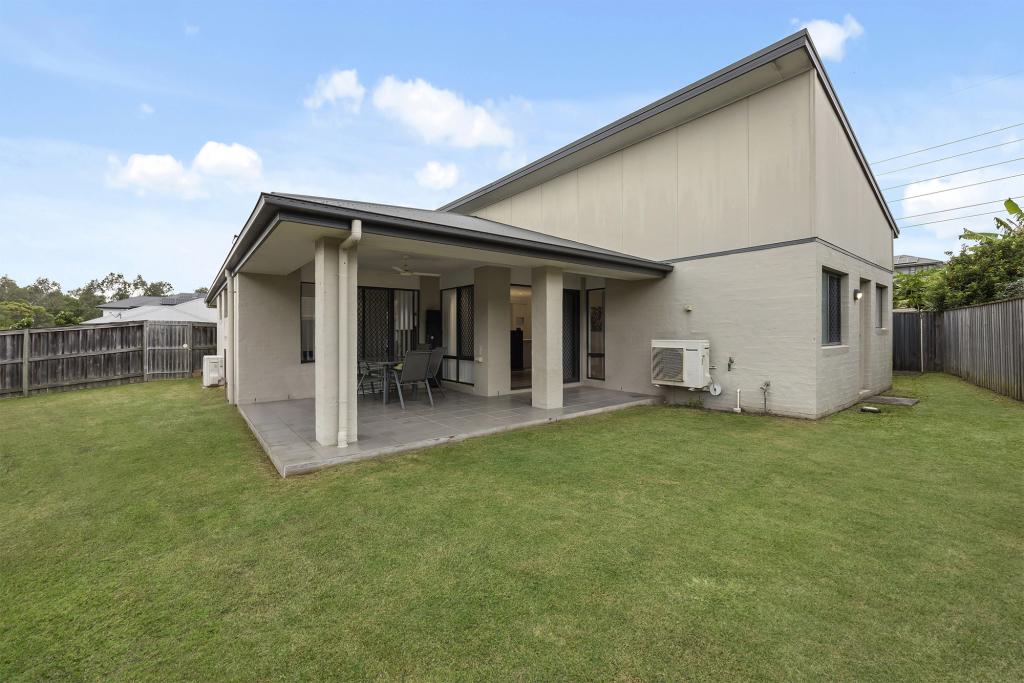 2 Paradise Pl, Upper Kedron, QLD 4055