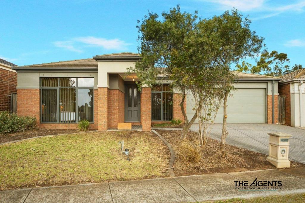 19 Paringa Pass, Wyndham Vale, VIC 3024
