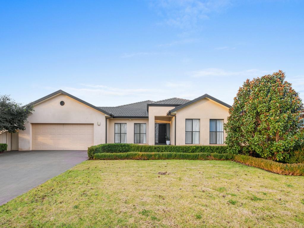 13 Nelson Dr, Griffith, NSW 2680