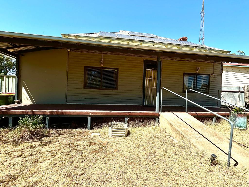 7 Cardigan St, Tullamore, NSW 2874