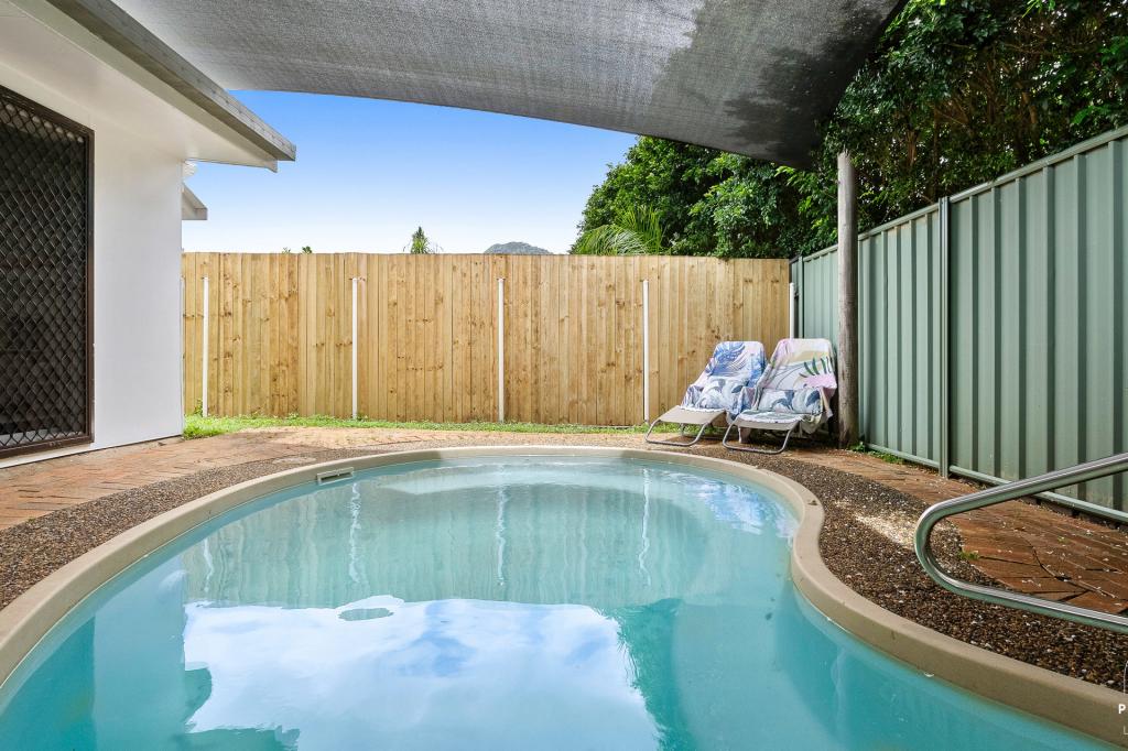 1/67 Yurongi St, Caravonica, QLD 4878