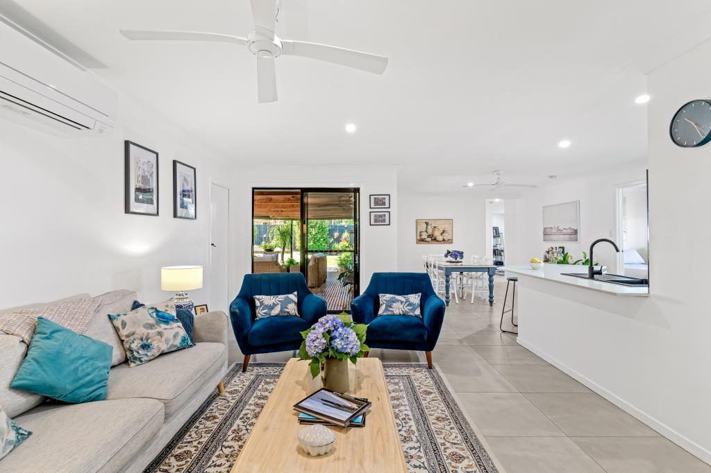 10 Wattle Ct, Little Mountain, QLD 4551