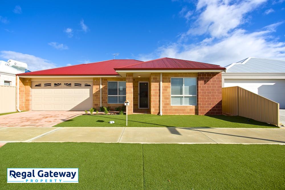 1 Serventy Cres, Hammond Park, WA 6164