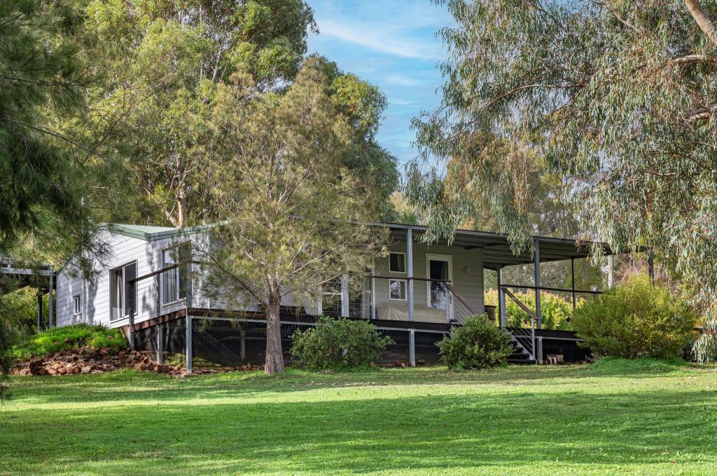 4 BOVELL ST, BRIDGETOWN, WA 6255