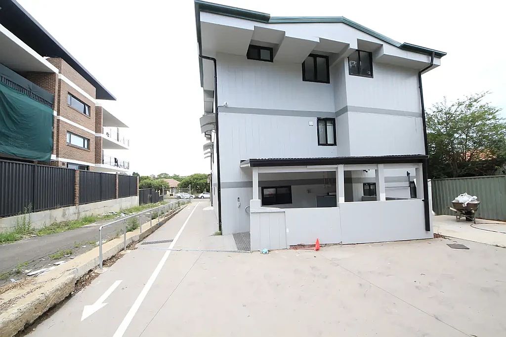 8/9 Hampden Rd, Nedlands, WA 6009