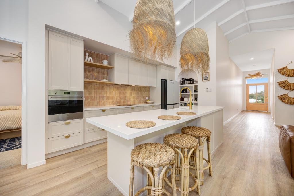 16 Alderman Dr, Jensen, QLD 4818