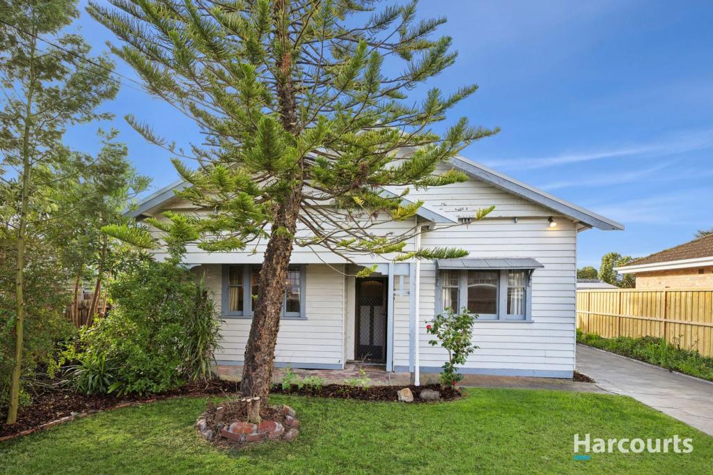 4 Knight Ave, Herne Hill, VIC 3218