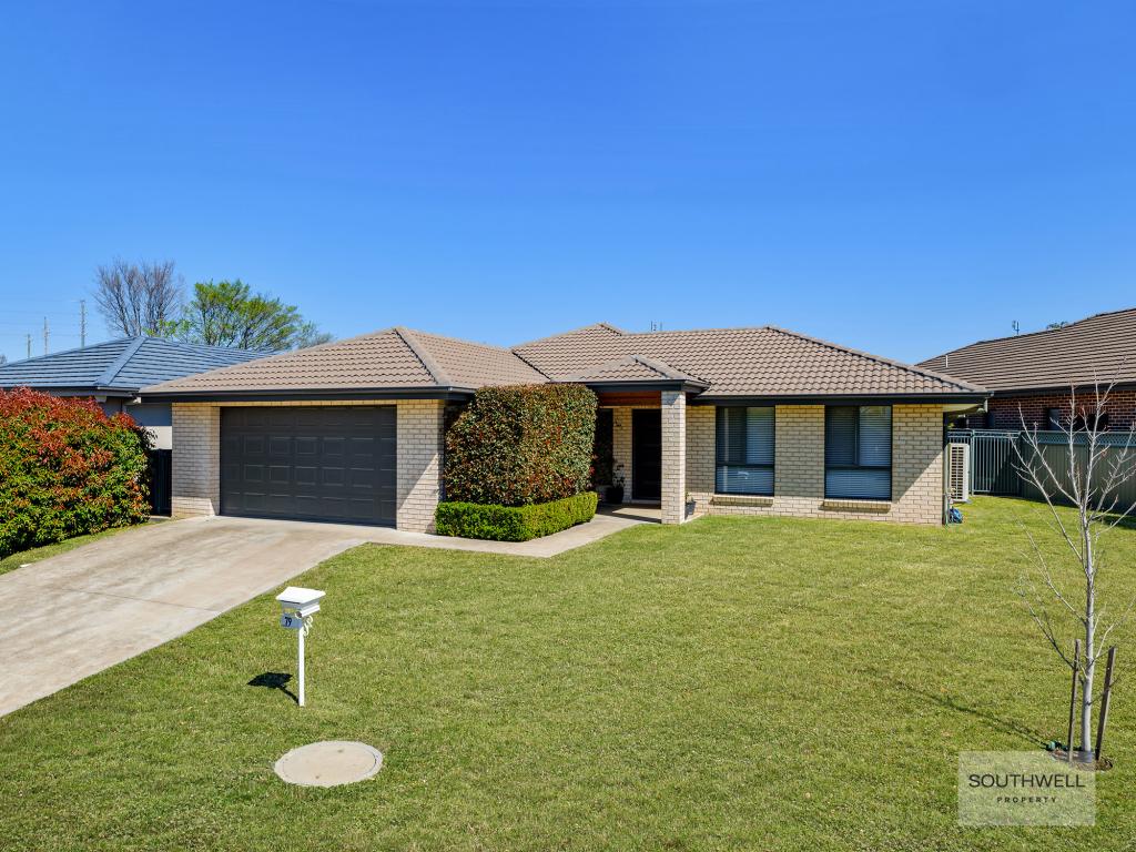 79 The Heights, Tamworth, NSW 2340