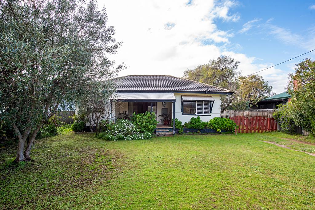 13 Carter St, West Busselton, WA 6280