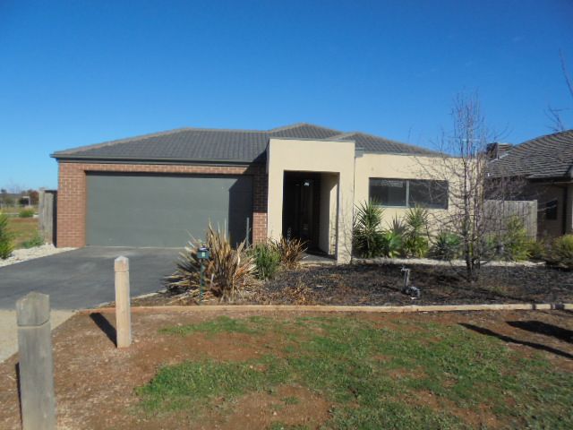 2 Stipa Pl, Brookfield, VIC 3338