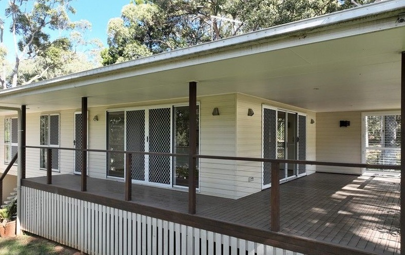 17 Hemp Hill Rd, Russell Island, QLD 4184