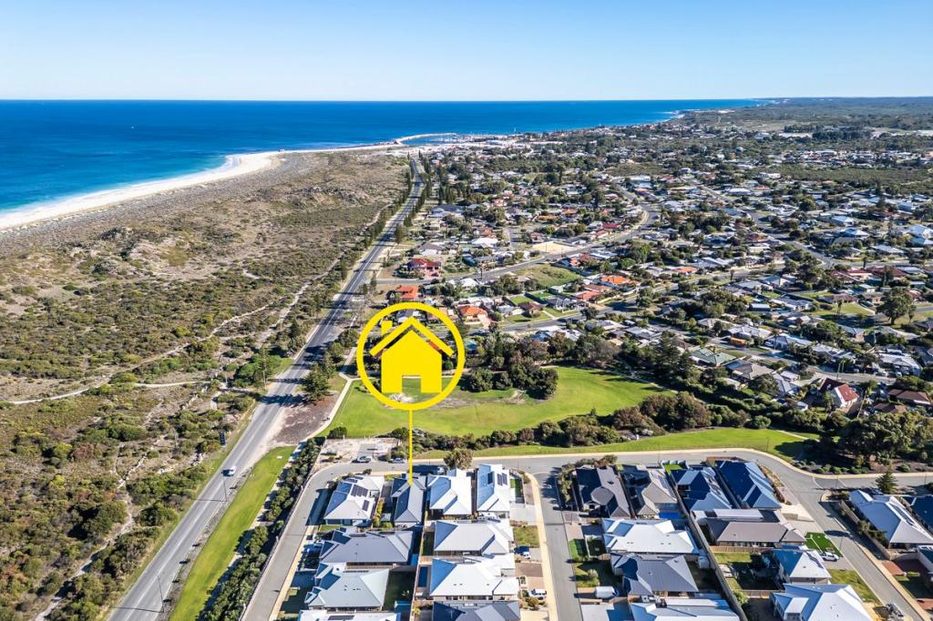 5 Abrolhos Cl, Two Rocks, WA 6037
