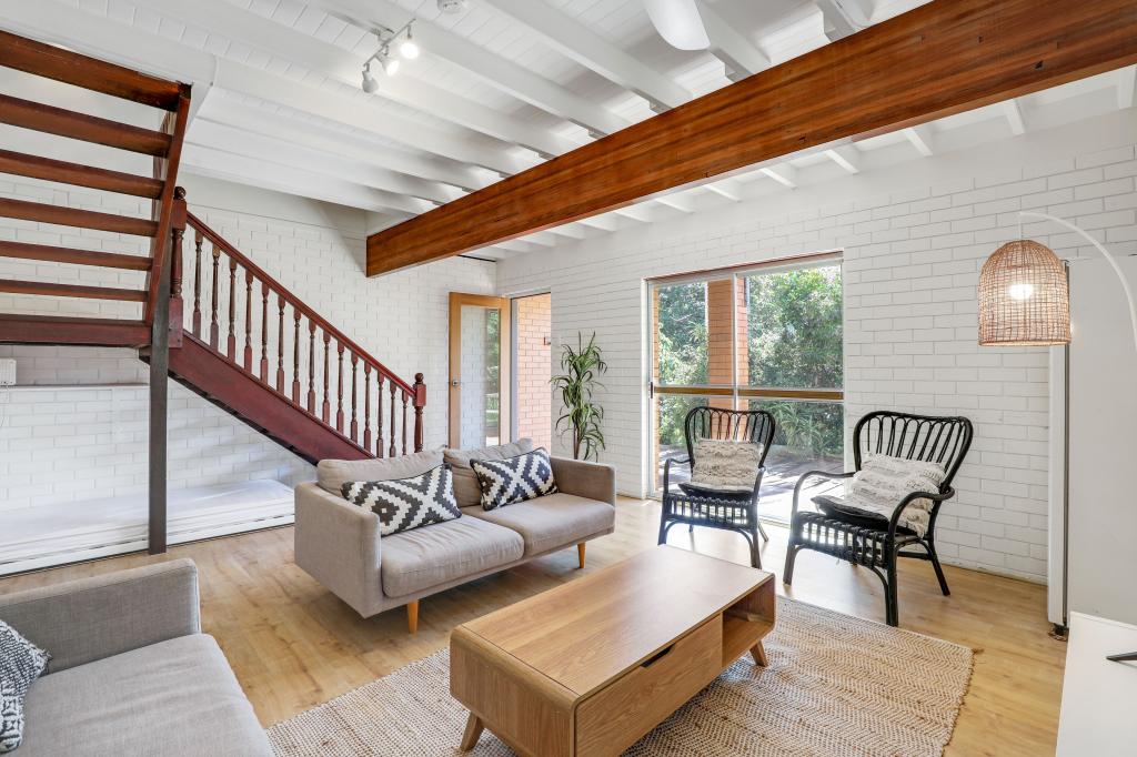 12 Bigoon Rd, Point Lookout, QLD 4183