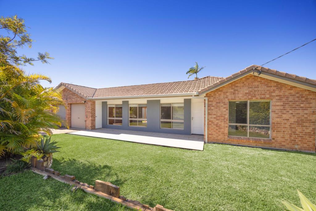 42 Emperor Ave, Maroochydore, QLD 4558