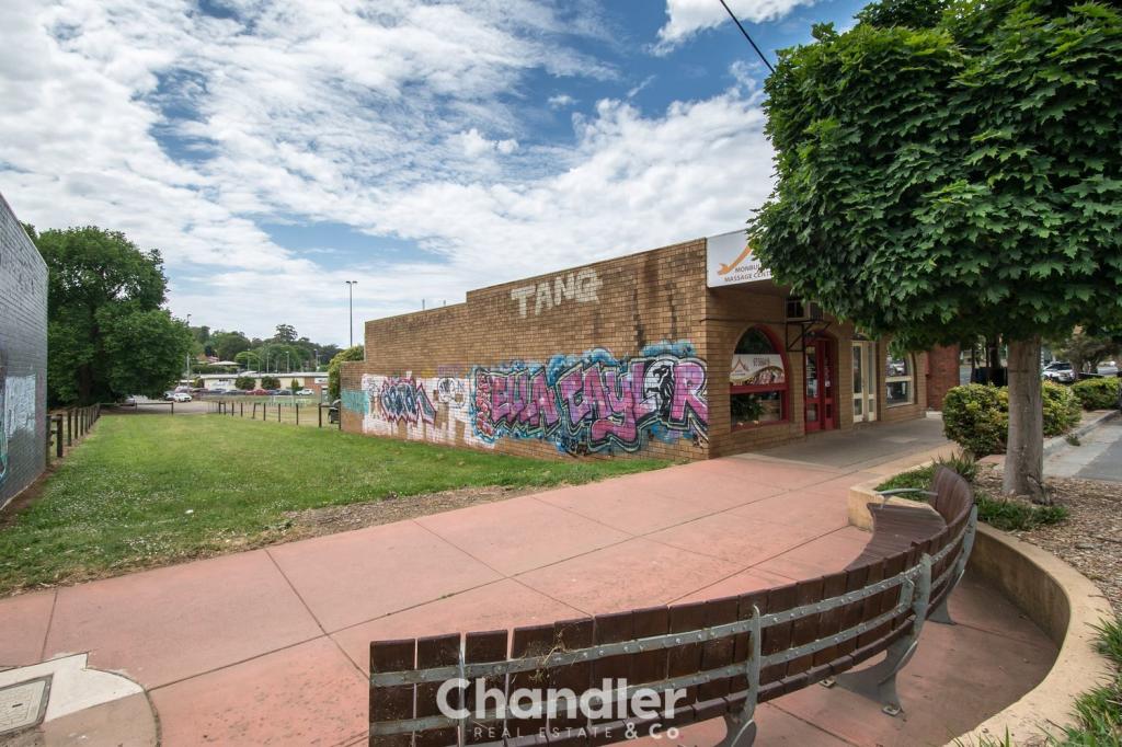 43 MAIN RD, MONBULK, VIC 3793