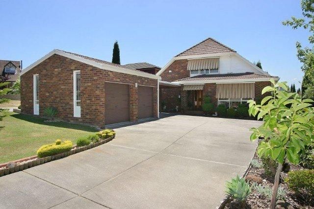 11 Topaz Ct, Wantirna South, VIC 3152