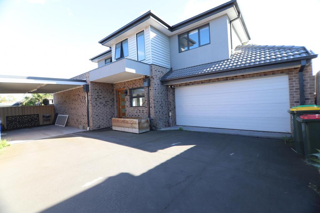 2/15 Stevenston St, Deer Park, VIC 3023