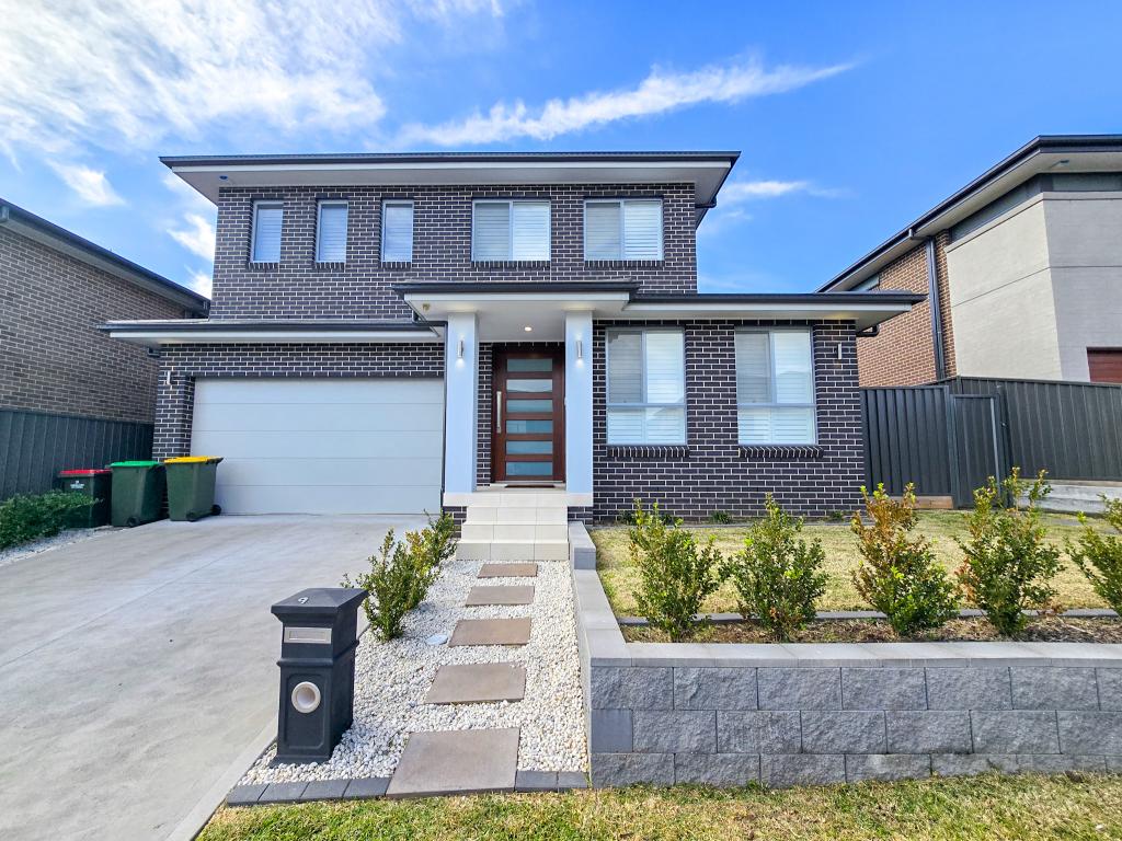 9 Dempsey St, Denham Court, NSW 2565