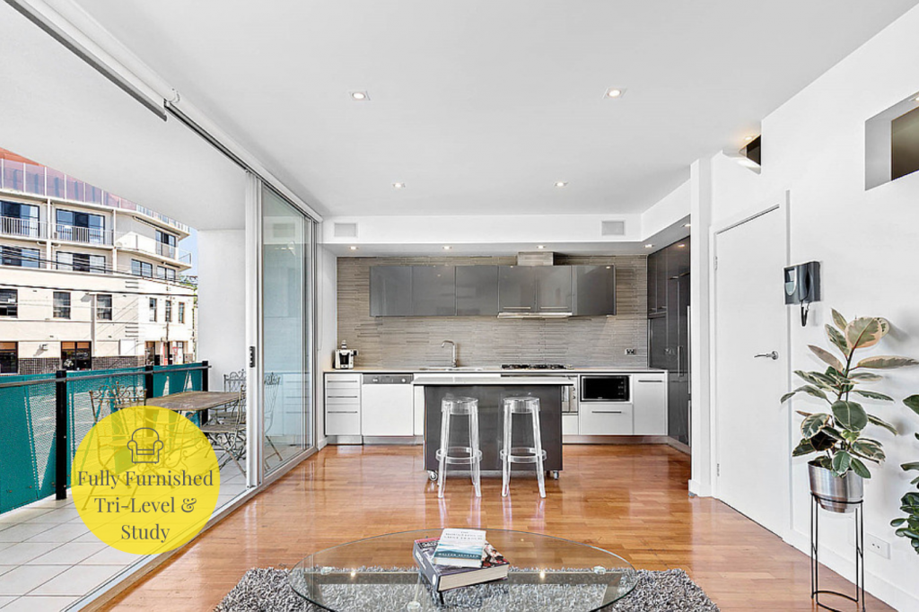 2/104 Barkly St, St Kilda, VIC 3182