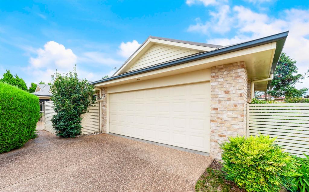 2/15 Krefter Cres, Highfields, QLD 4352