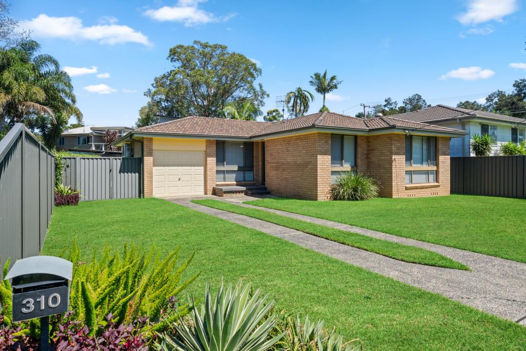 310 Lakedge Ave, Berkeley Vale, NSW 2261